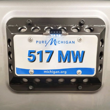 Load image into Gallery viewer, JK Tire Carrier Delete/ License Plate Relocation